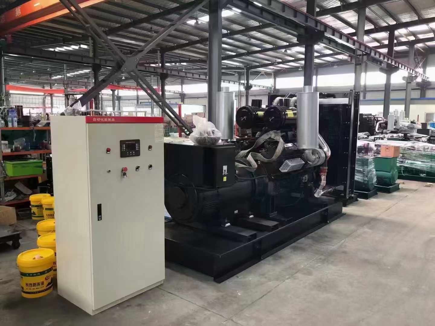 兰西柴油发电机运行时的噪音和振动水平如何？